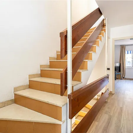 House 5 Mins From Holiday home *