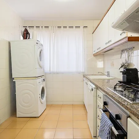 House 5 Mins From