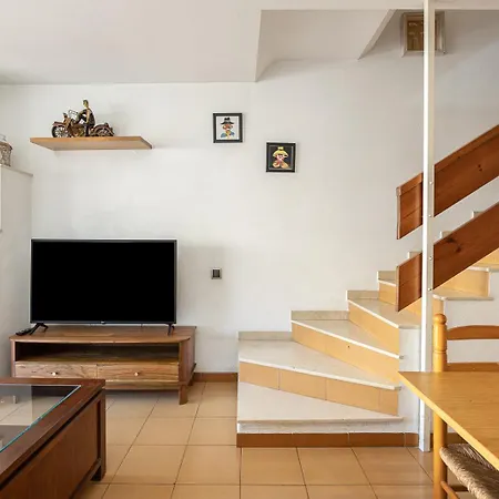 Holiday home House 5 Mins From