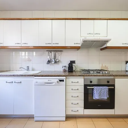 Holiday home House 5 Mins From